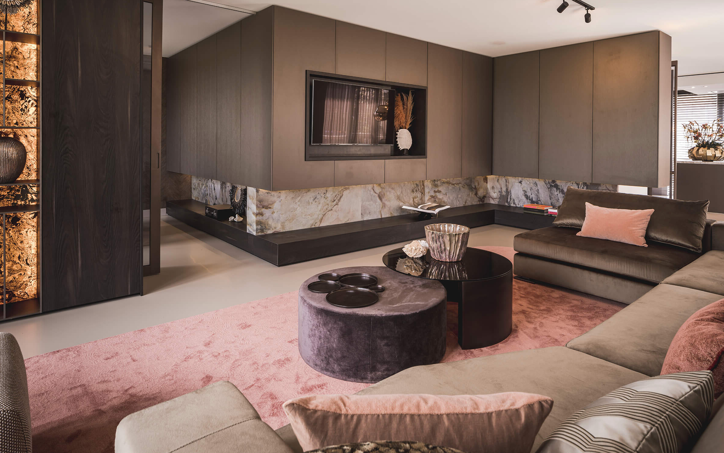 Marble Fireplace Feature Wall – Custom Surrounds by Uni-Stone